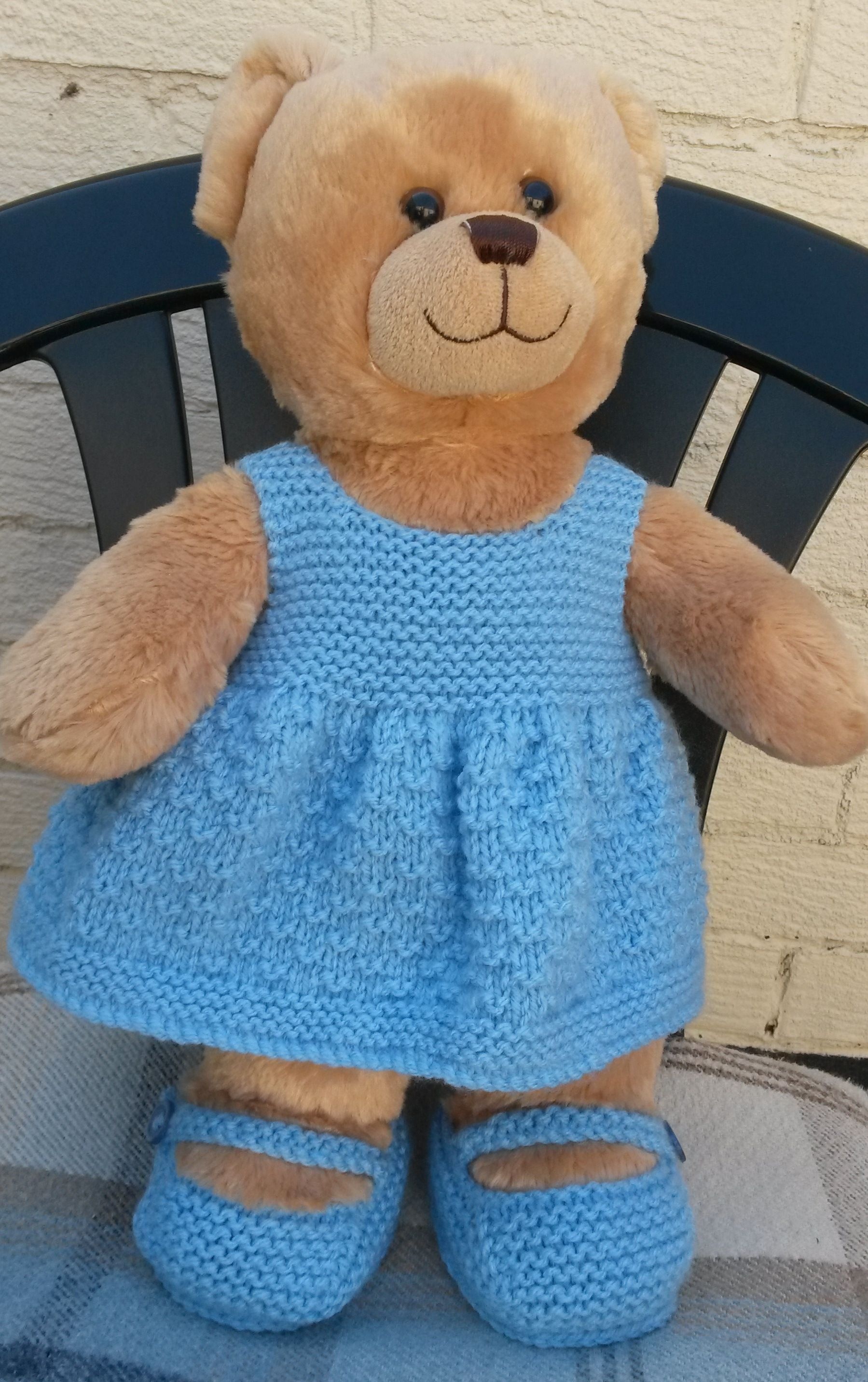 An Easy Free Pattern And Shoes Ideal For Build A Bears | Crochet - Free Printable Teddy Bear Clothes Patterns