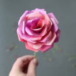 Make Gorgeous Paper Roses With This Free Paper Rose Template   It's   Free Paper Flower Templates Printable
