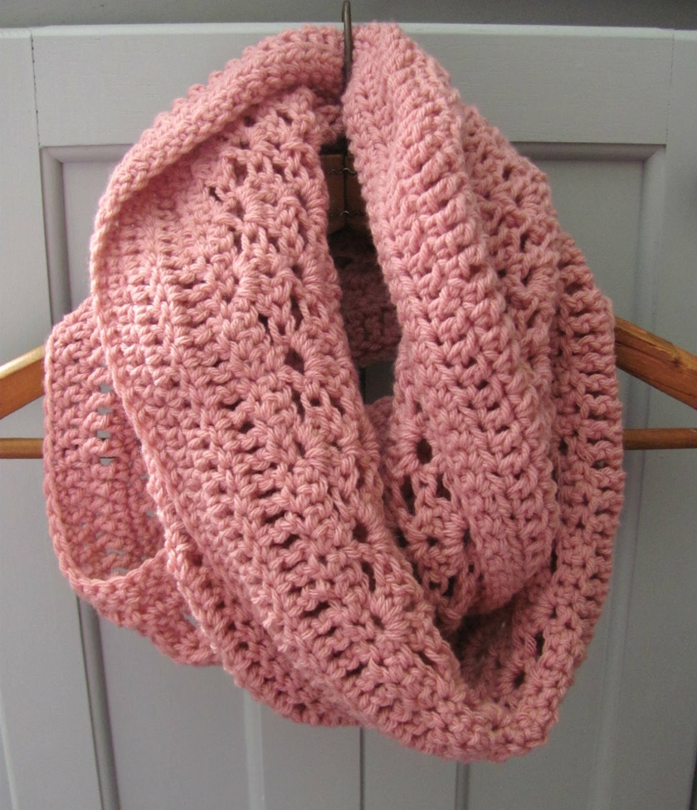 Crochet scarf - assistlopez